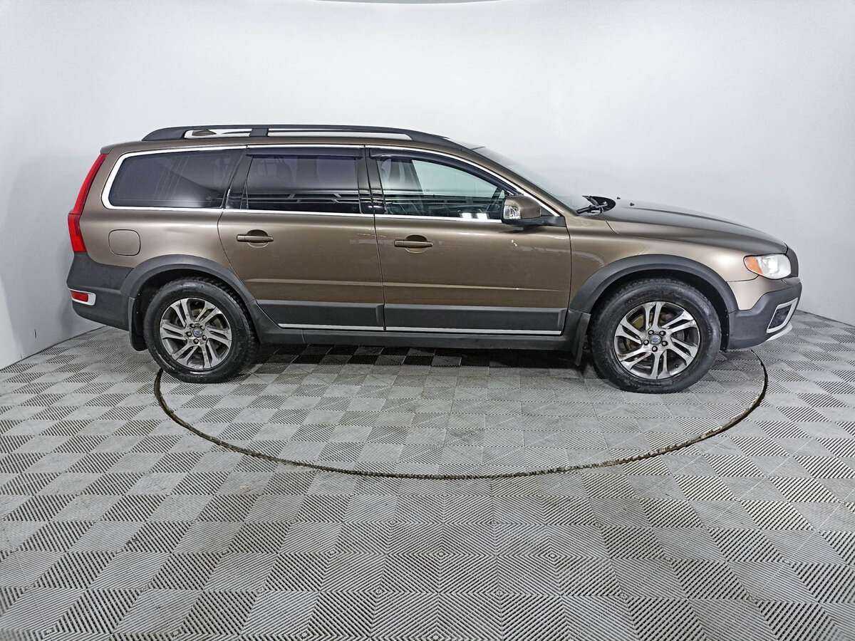 Купить Volvo XC70 с пробегом. Фото: #3