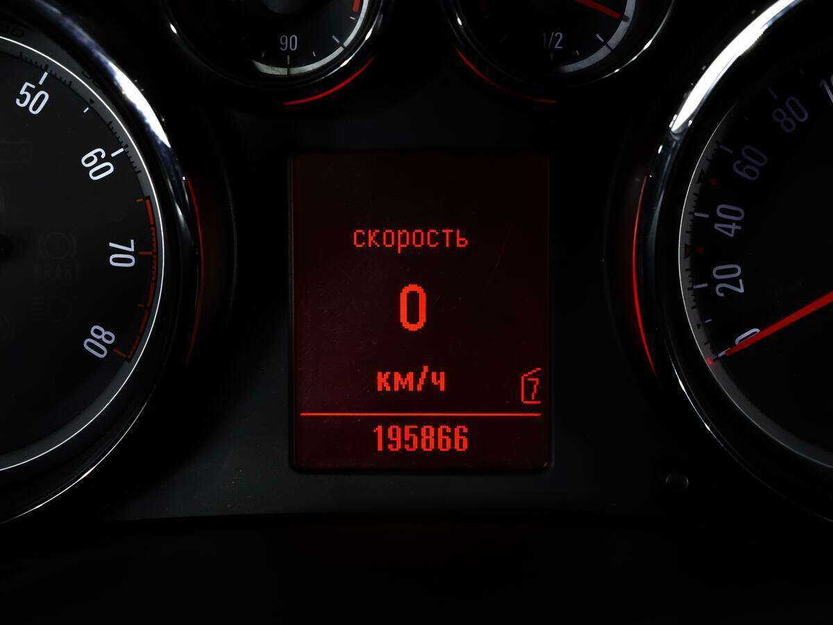 Купить Opel Astra с пробегом. Фото: #15