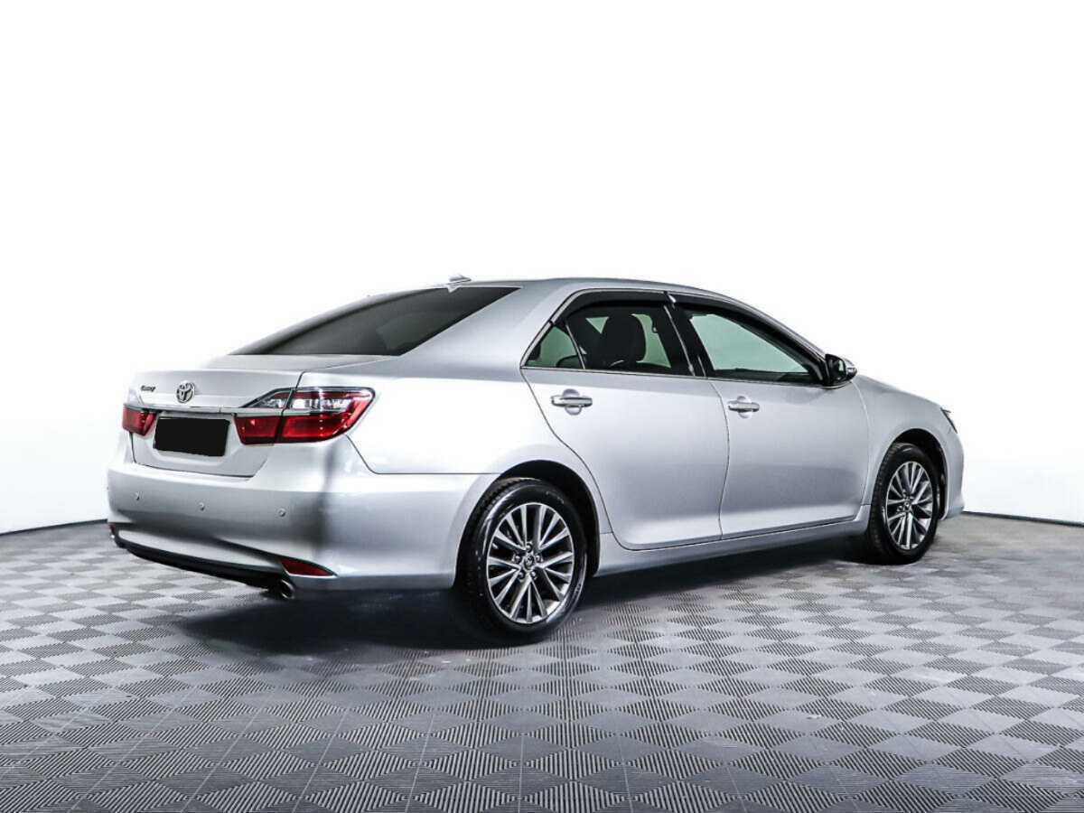 Купить Toyota Camry с пробегом. Фото: #4