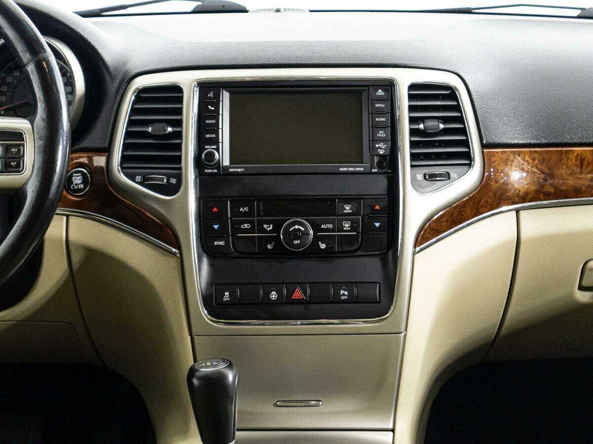 Купить Jeep Grand Cherokee с пробегом. Фото: #12