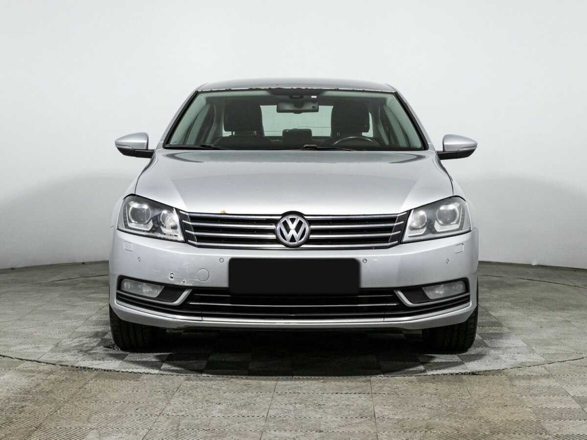 Купить Volkswagen Passat с пробегом. Фото: #1