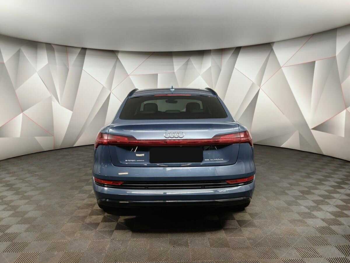 Купить Audi e-tron Sportback с пробегом. Фото: #7