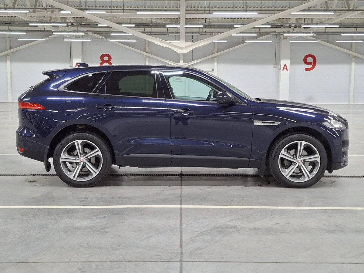 Купить Jaguar F-Pace с пробегом. Фото: #3