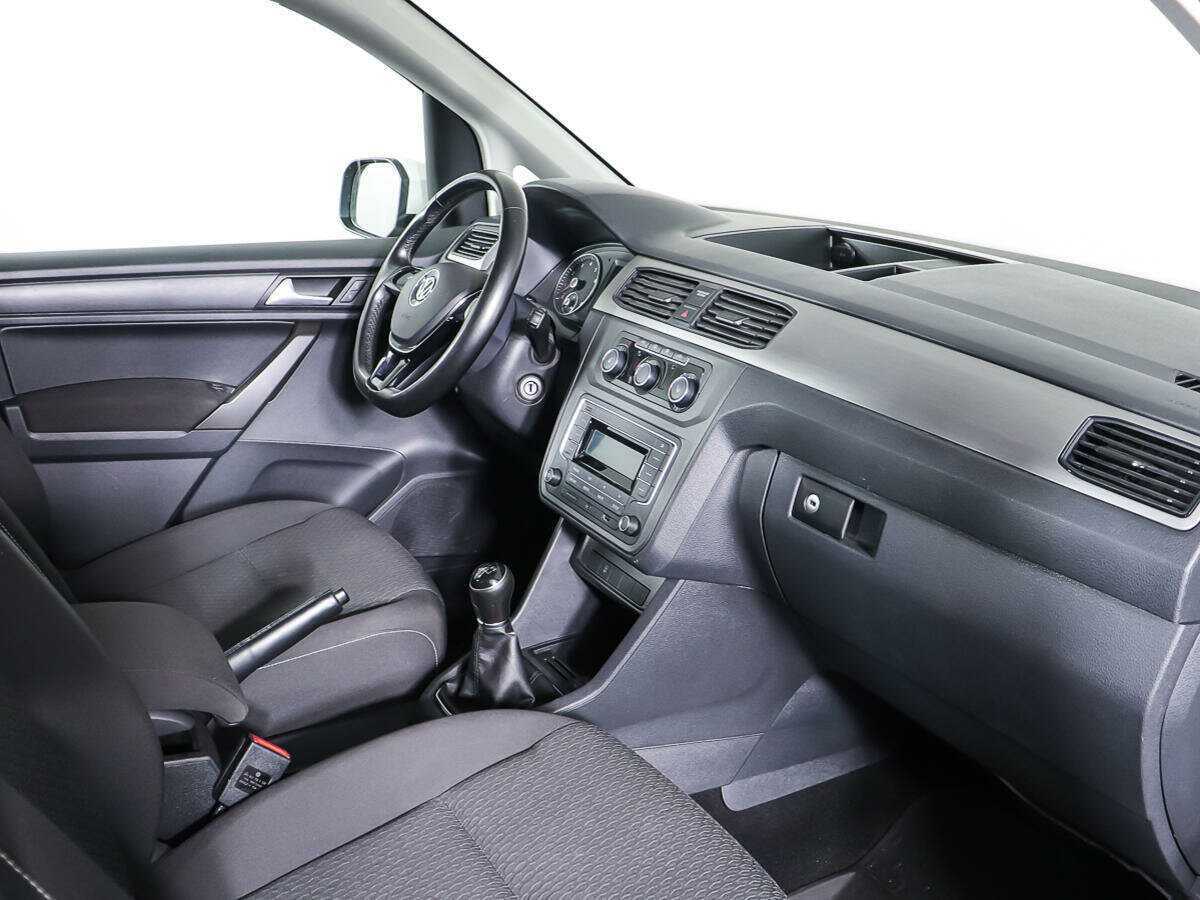Купить Volkswagen Caddy с пробегом. Фото: #8