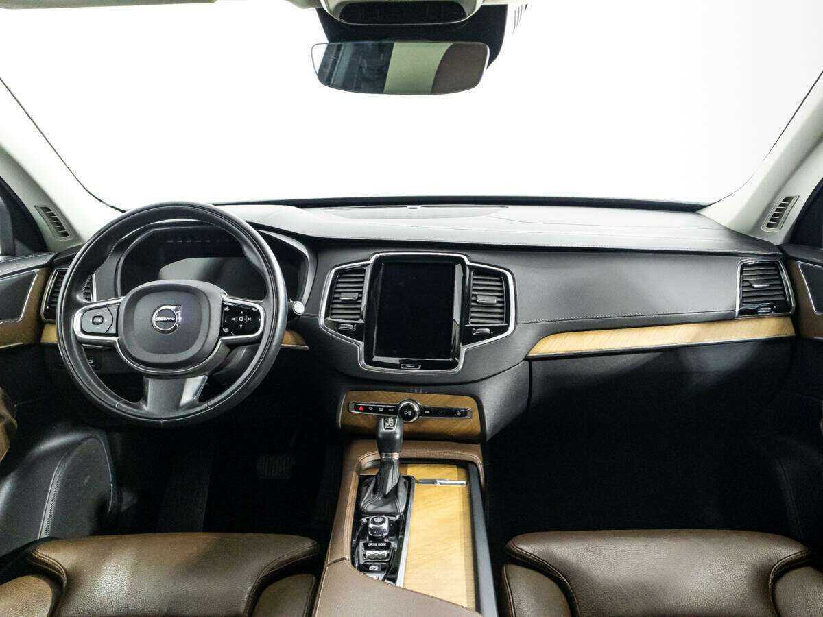 Купить Volvo XC90 с пробегом. Фото: #11