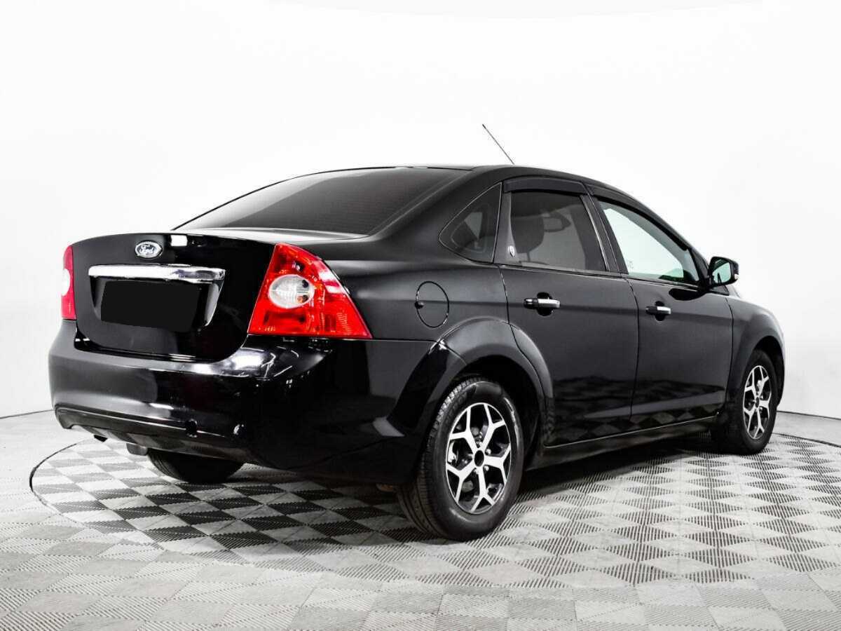 Купить Ford Focus с пробегом. Фото: #4