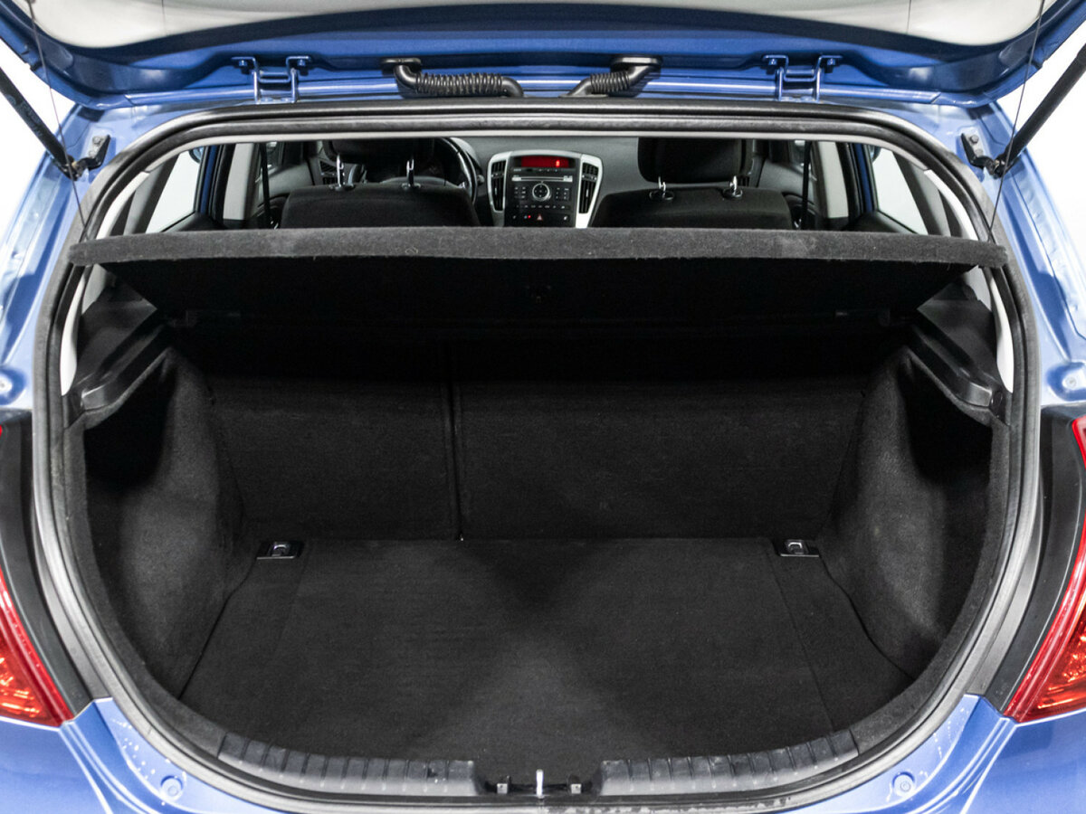 Купить Kia Ceed с пробегом. Фото: #14