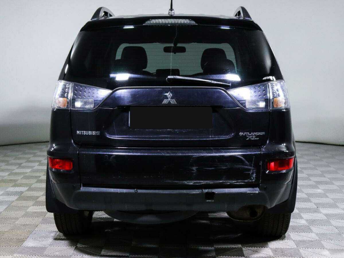 Купить Mitsubishi Outlander с пробегом. Фото: #4
