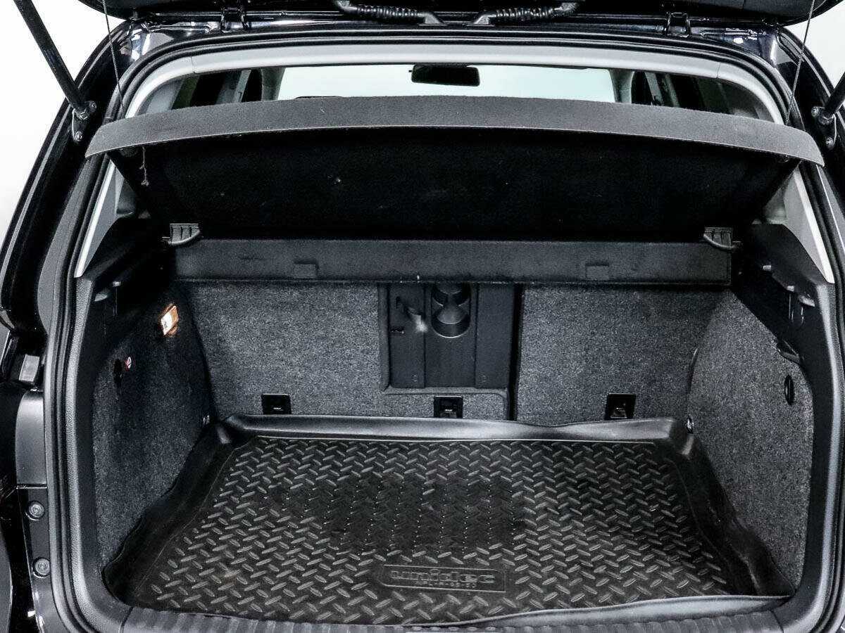 Купить Volkswagen Tiguan с пробегом. Фото: #13