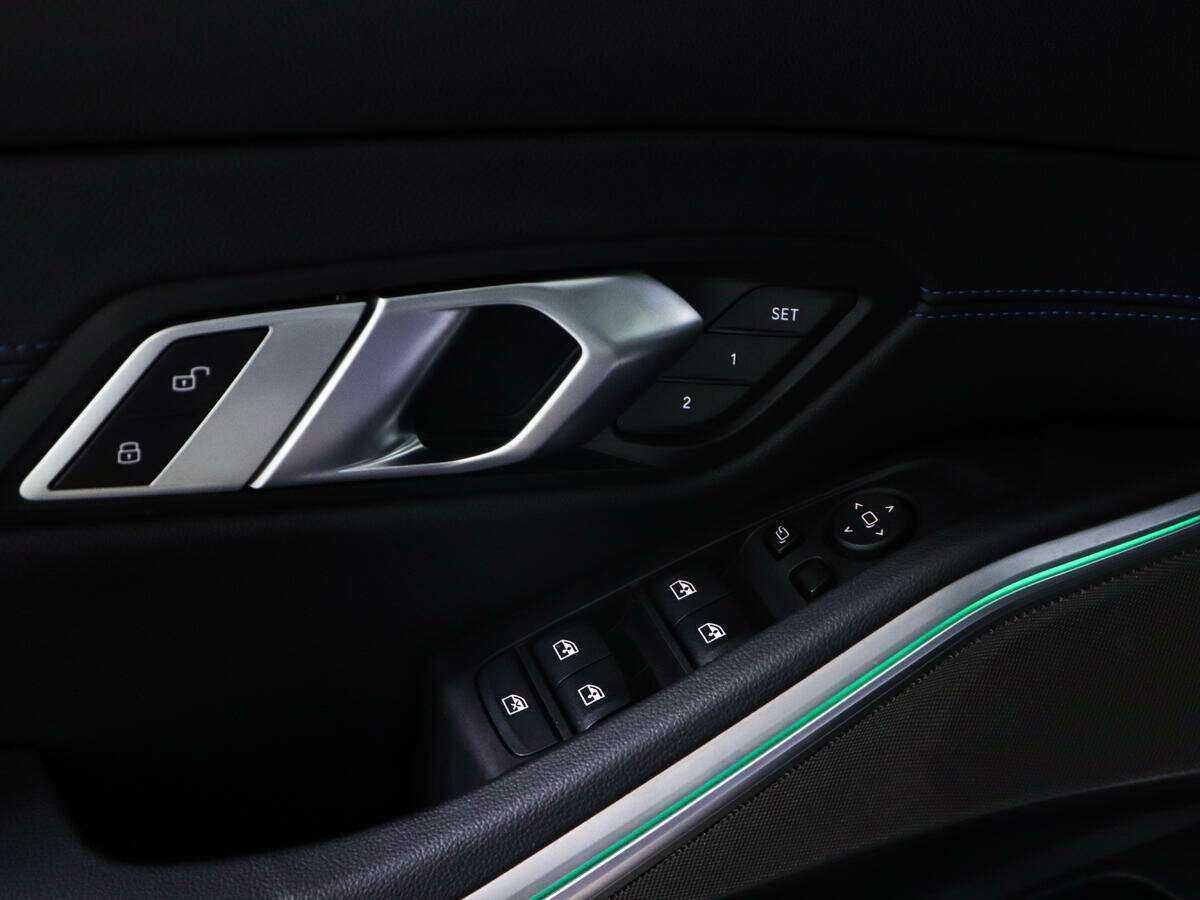 Купить BMW 3 серии с пробегом. Фото: #24