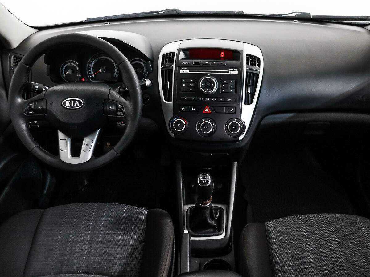 Купить Kia Ceed с пробегом. Фото: #11