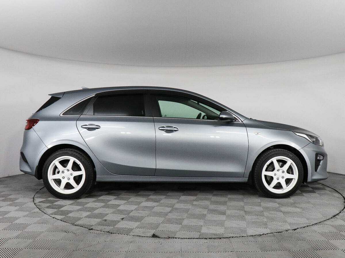Купить Kia Ceed с пробегом. Фото: #3