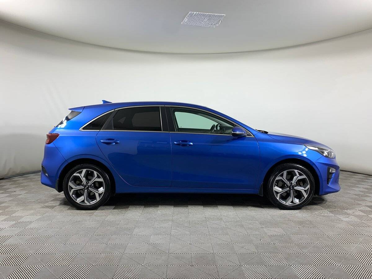 Купить Kia Ceed с пробегом. Фото: #3