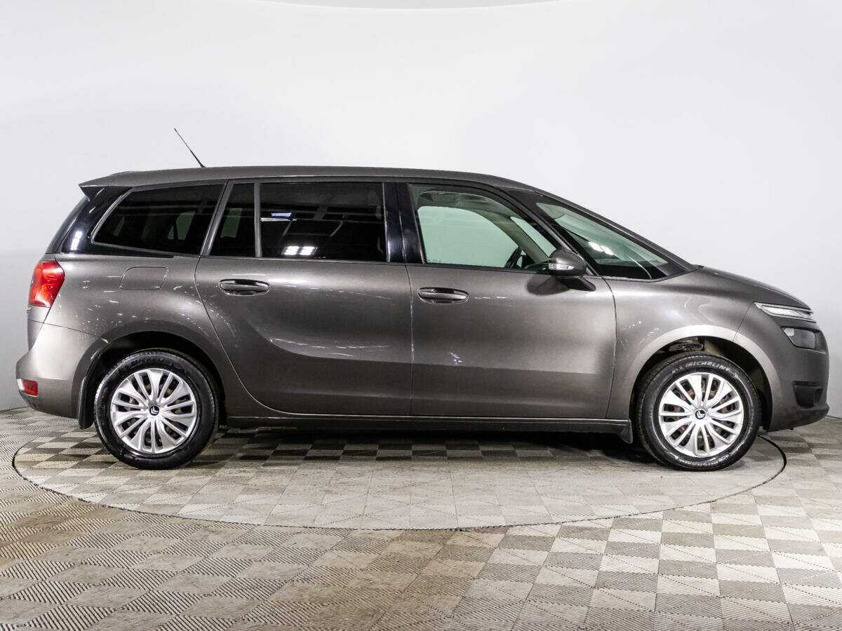 Купить Citroen C4 Picasso с пробегом. Фото: #3