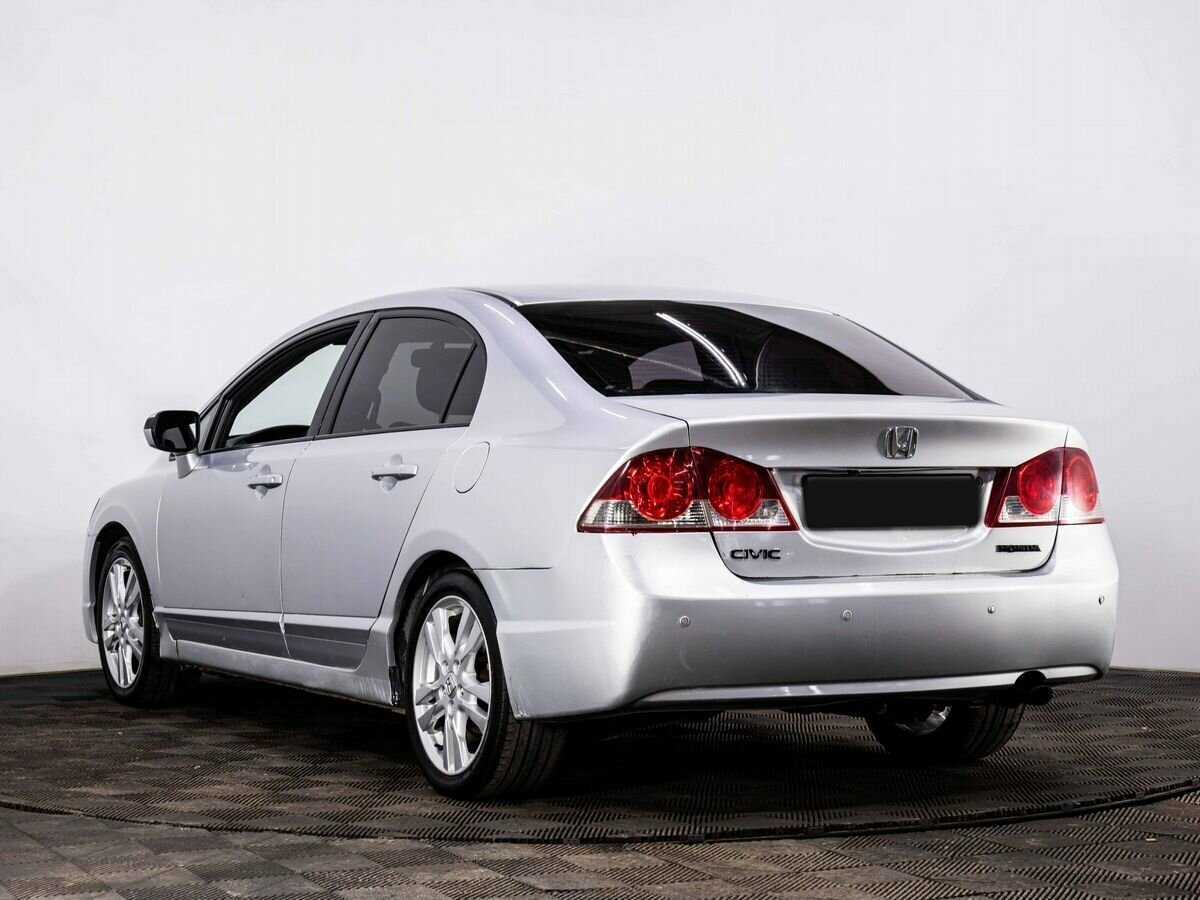 Купить Honda Civic с пробегом. Фото: #3