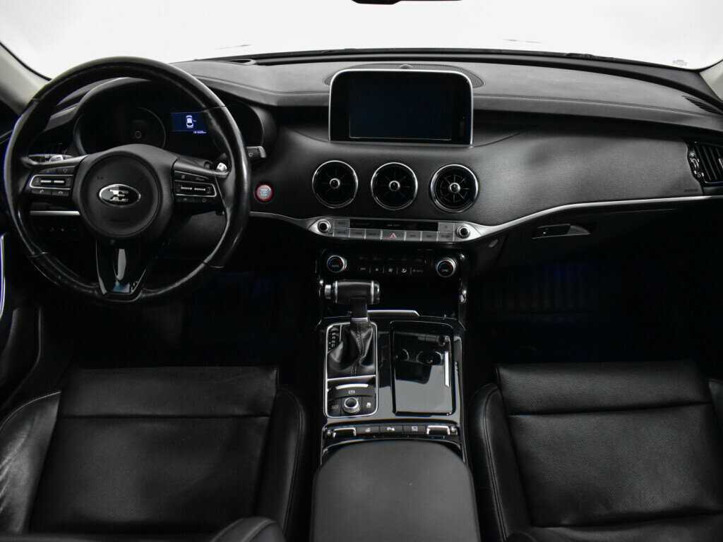 Купить Kia Stinger с пробегом. Фото: #11