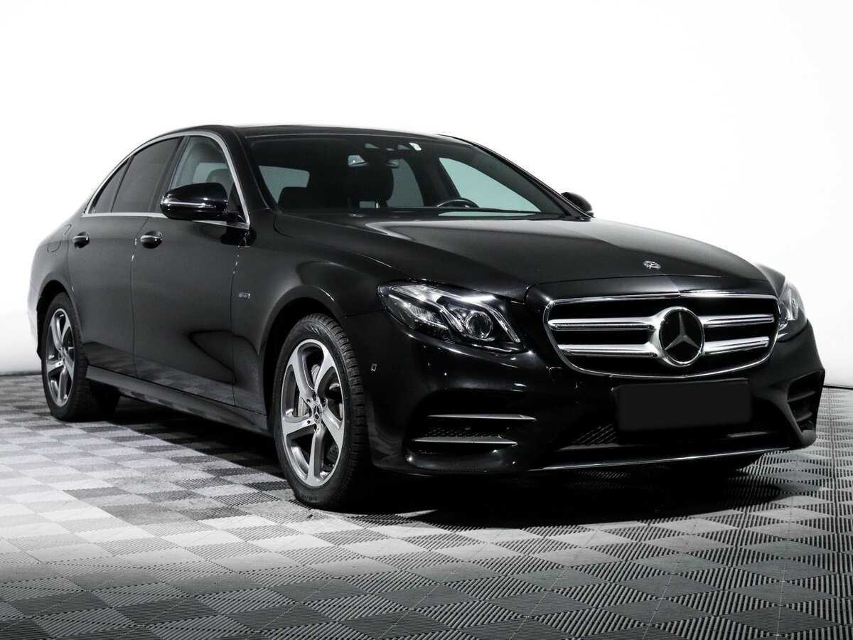 Купить Mercedes-Benz E-Класс с пробегом. Фото: #2