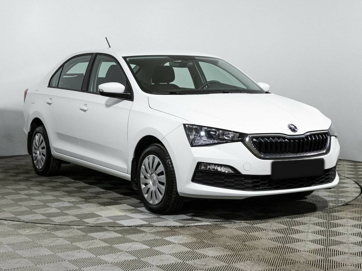 Купить Skoda Rapid с пробегом. Фото: #2
