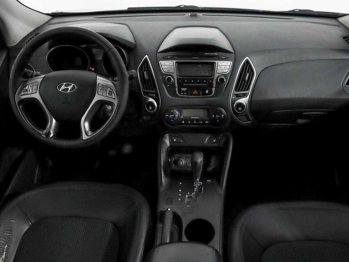 Купить Hyundai ix35 с пробегом. Фото: #11
