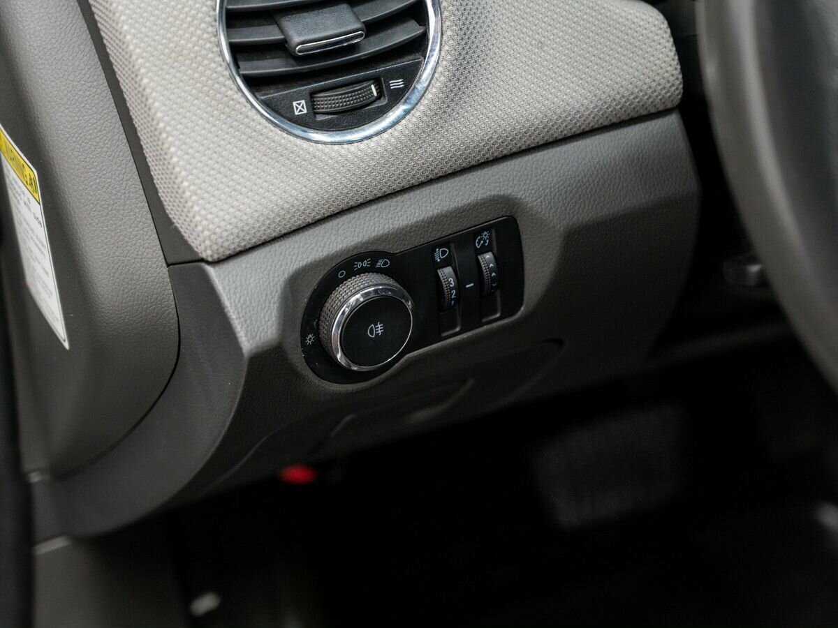 Купить Chevrolet Cruze с пробегом. Фото: #15