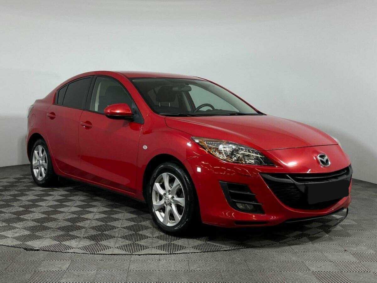 Купить Mazda 3 с пробегом. Фото: #2