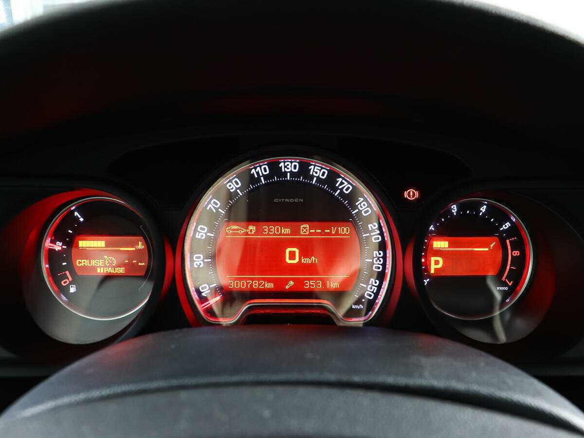 Купить Citroen C5 с пробегом. Фото: #12