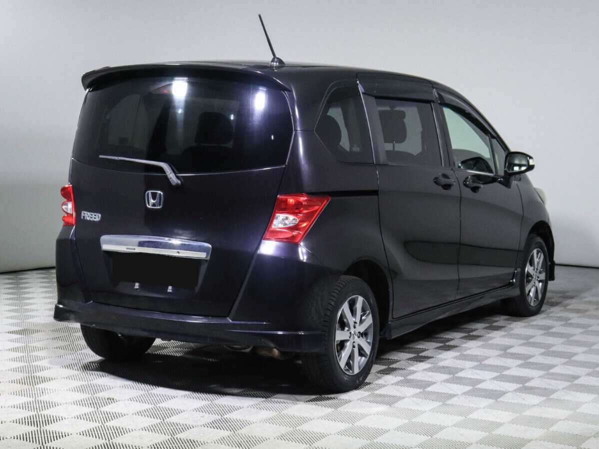 Купить Honda Freed с пробегом. Фото: #4