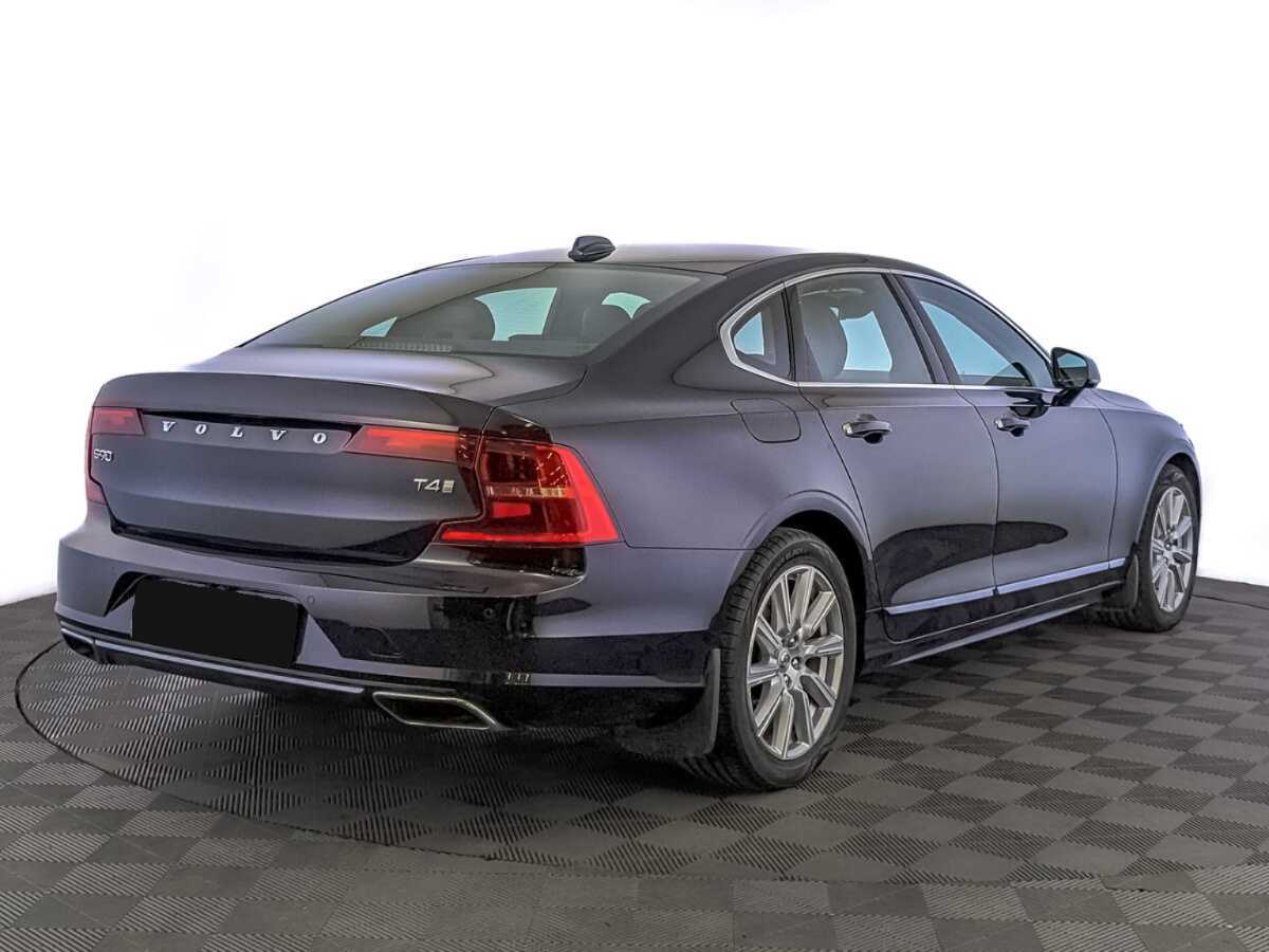 Купить Volvo S90 с пробегом. Фото: #4