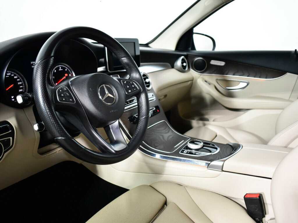 Купить Mercedes-Benz GLC с пробегом. Фото: #12