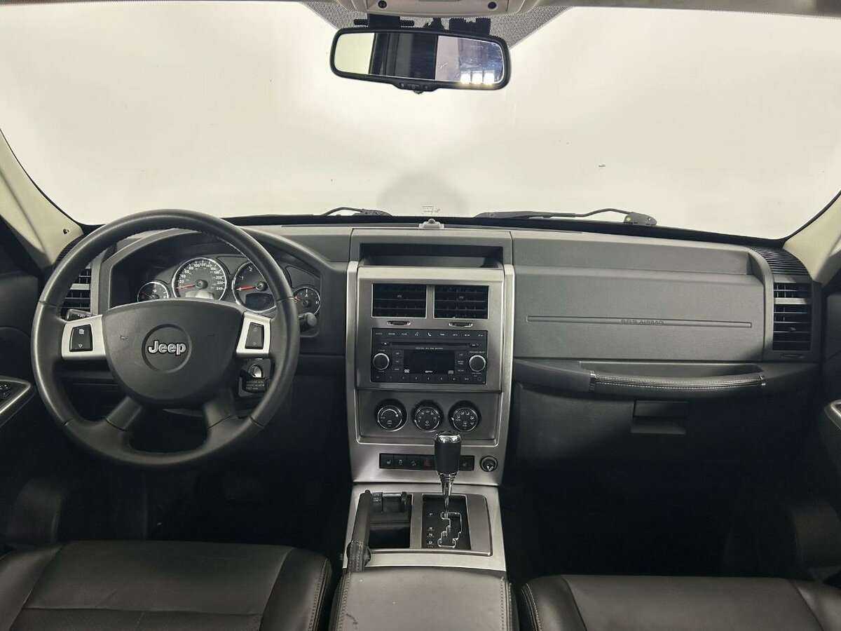 Купить Jeep Cherokee с пробегом. Фото: #6