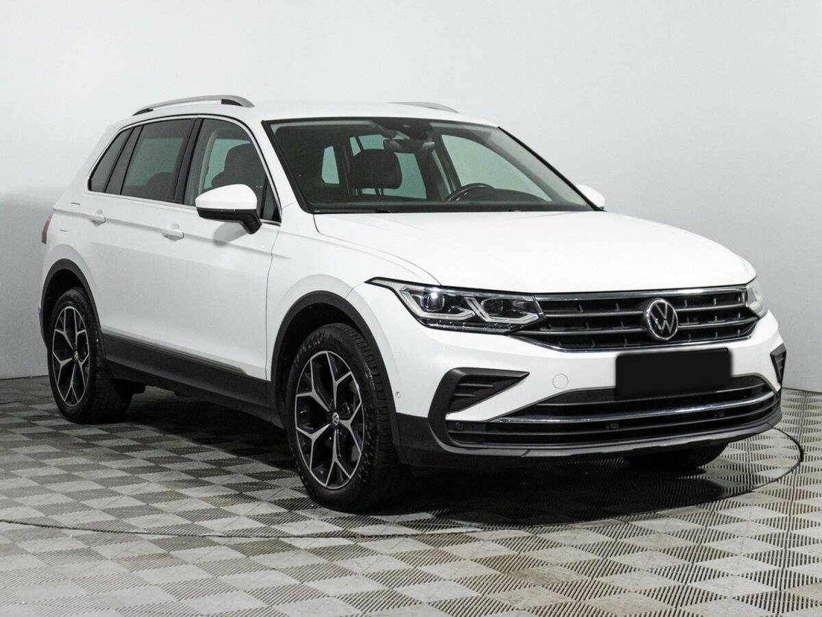 Купить Volkswagen Tiguan с пробегом. Фото: #2