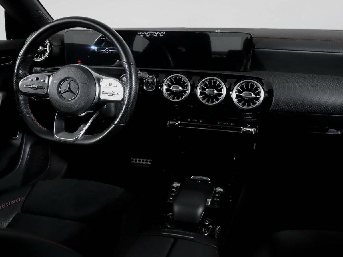 Купить Mercedes-Benz CLA с пробегом. Фото: #11