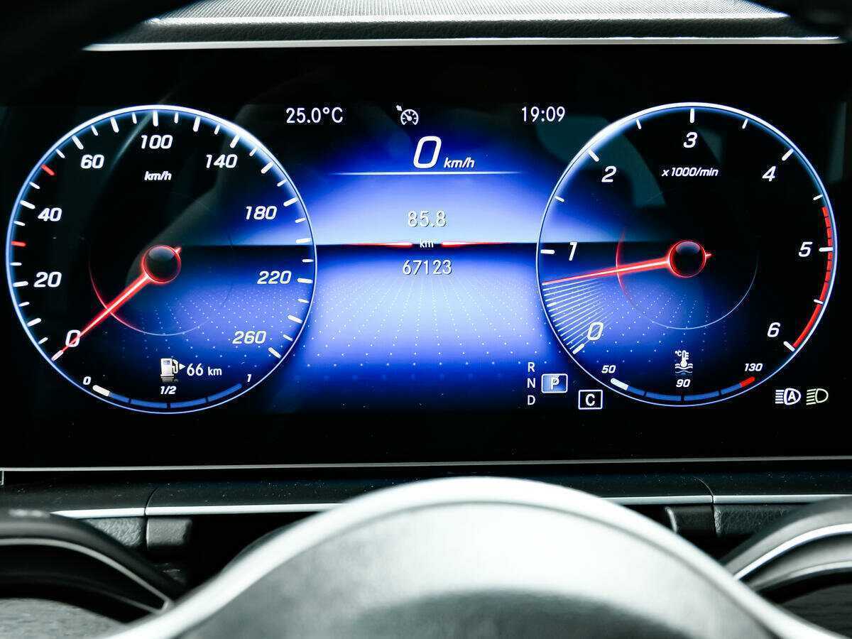 Купить Mercedes-Benz GLE с пробегом. Фото: #9