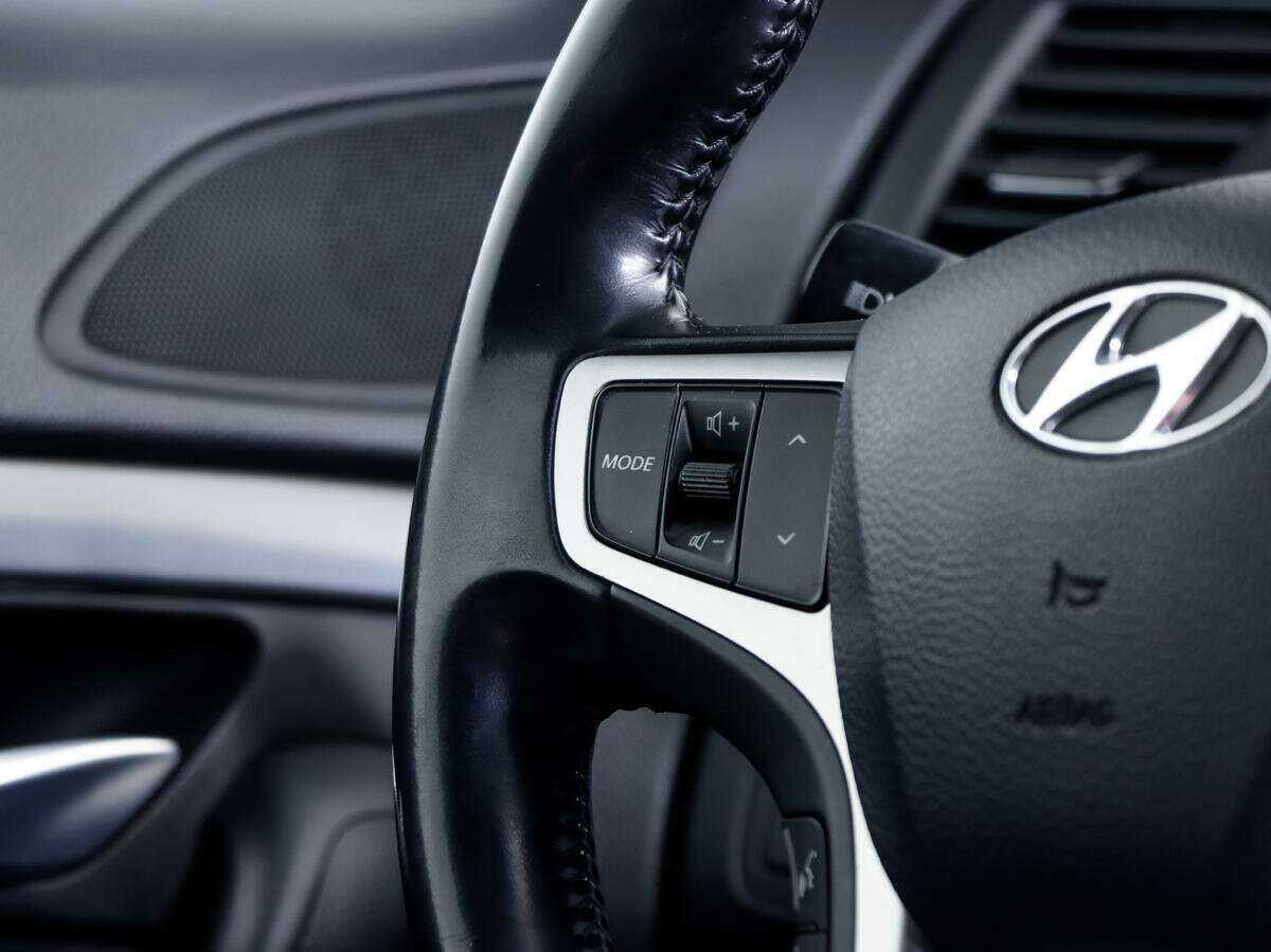 Купить Hyundai i40 с пробегом. Фото: #16