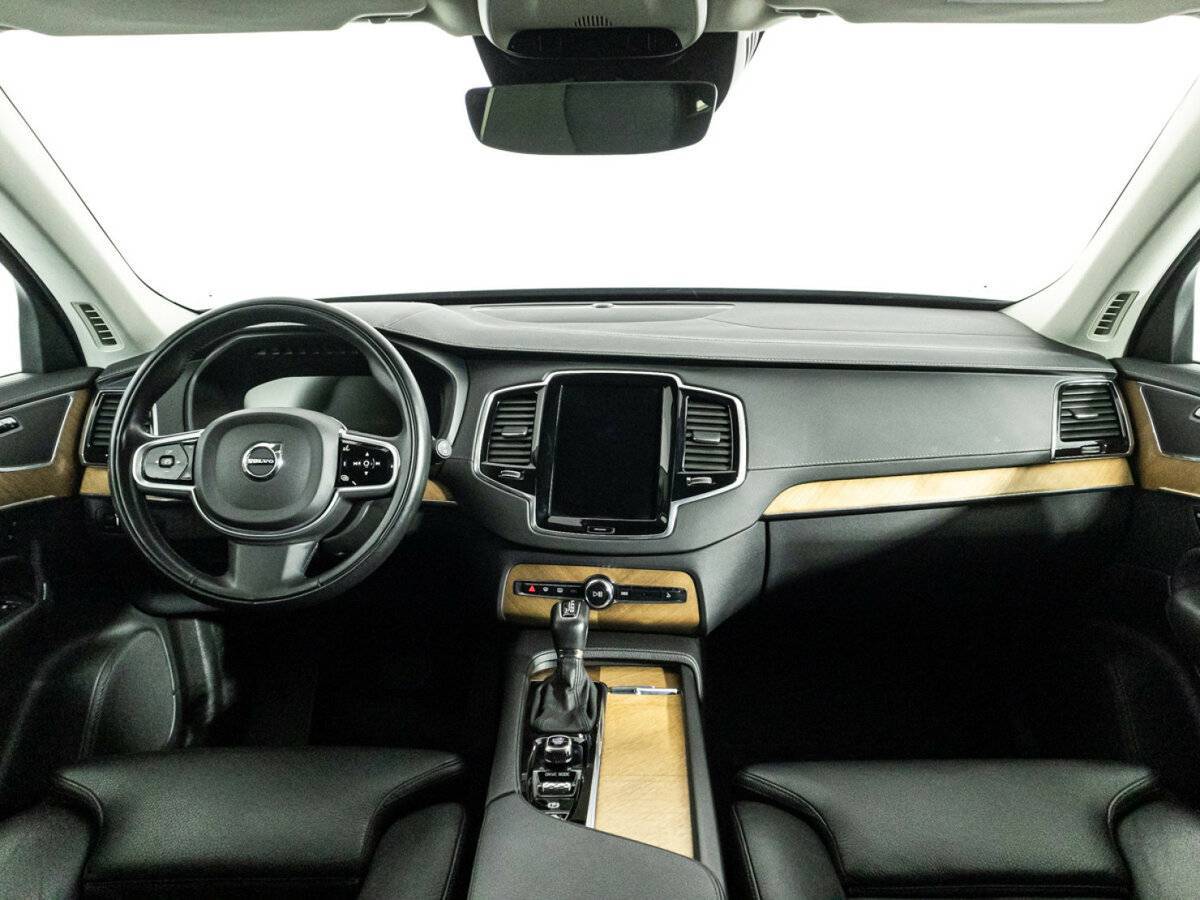 Купить Volvo XC90 с пробегом. Фото: #12