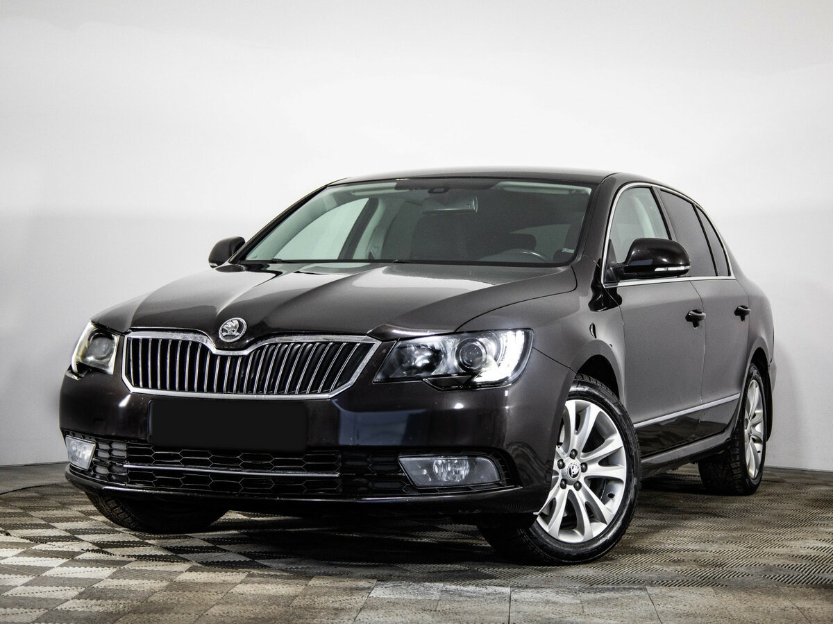 Купить Skoda Superb с пробегом. Посмотреть фото
