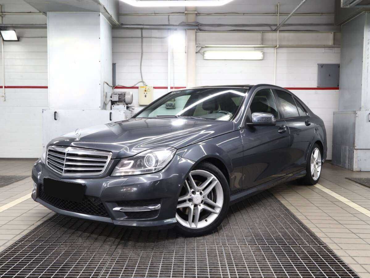 Купить Mercedes-Benz C-Класс с пробегом. Фото: #0