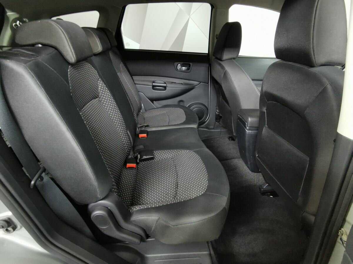 Купить Nissan Qashqai+2 с пробегом. Фото: #11