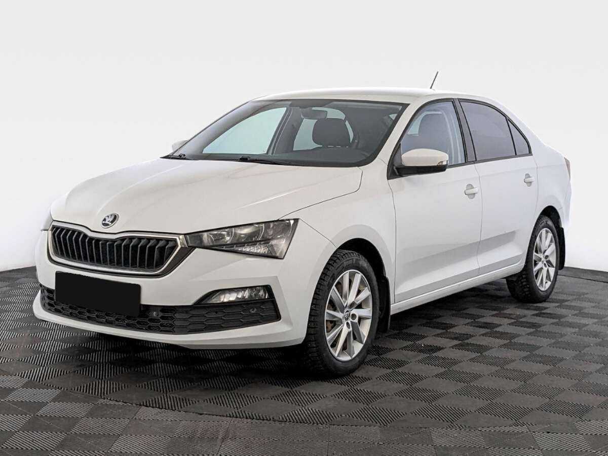 Купить Skoda Rapid с пробегом. Посмотреть фото