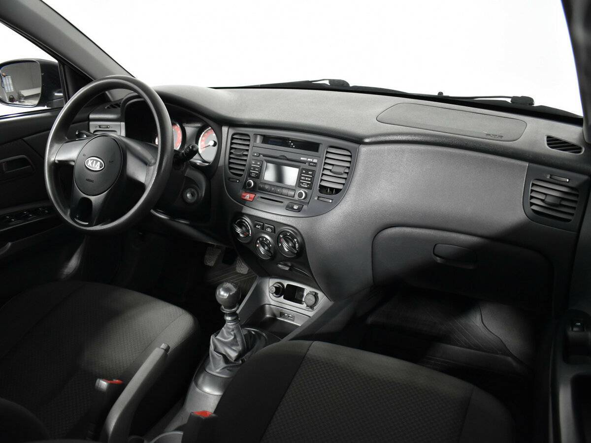 Купить Kia Rio с пробегом. Фото: #9