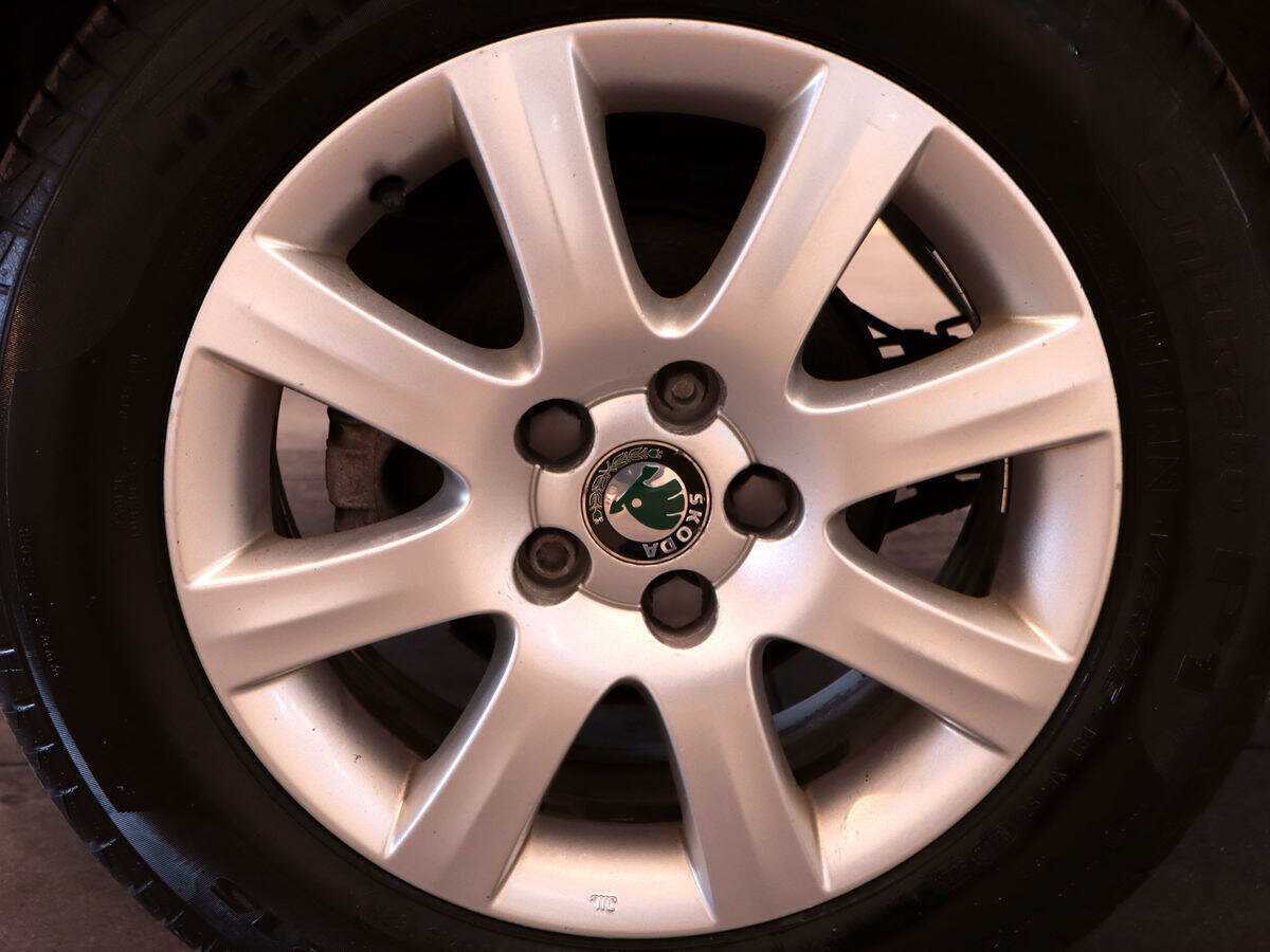 Купить Skoda Fabia с пробегом. Фото: #21