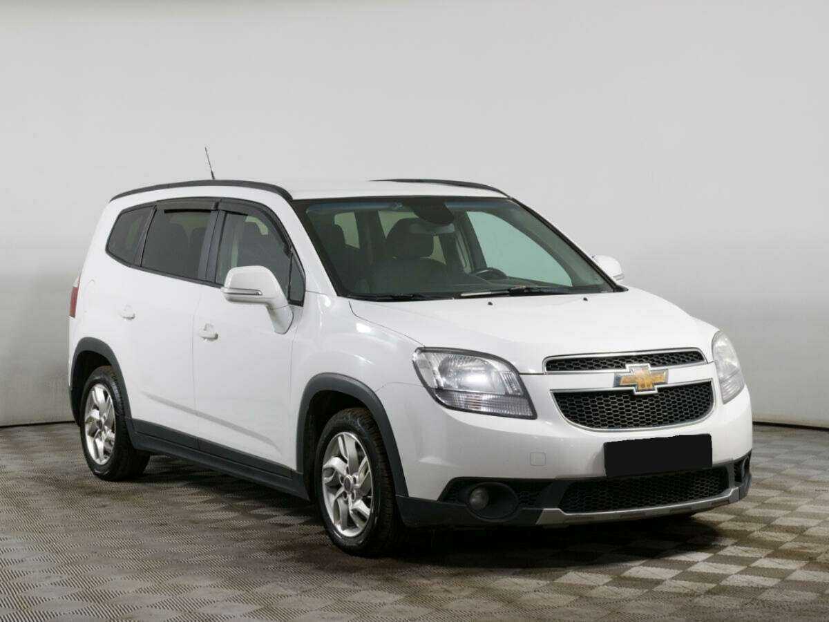 Купить Chevrolet Orlando с пробегом. Фото: #2