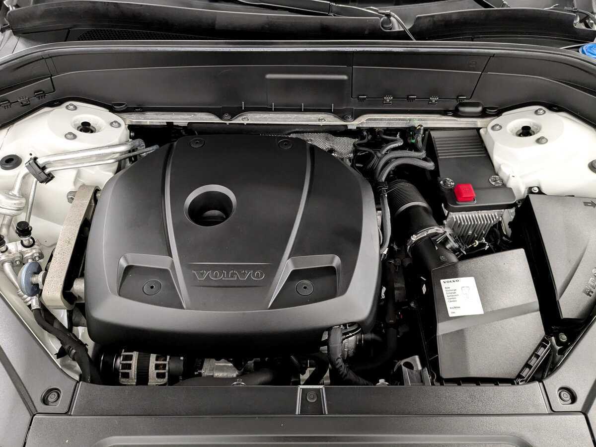 Купить Volvo XC90 с пробегом. Фото: #8