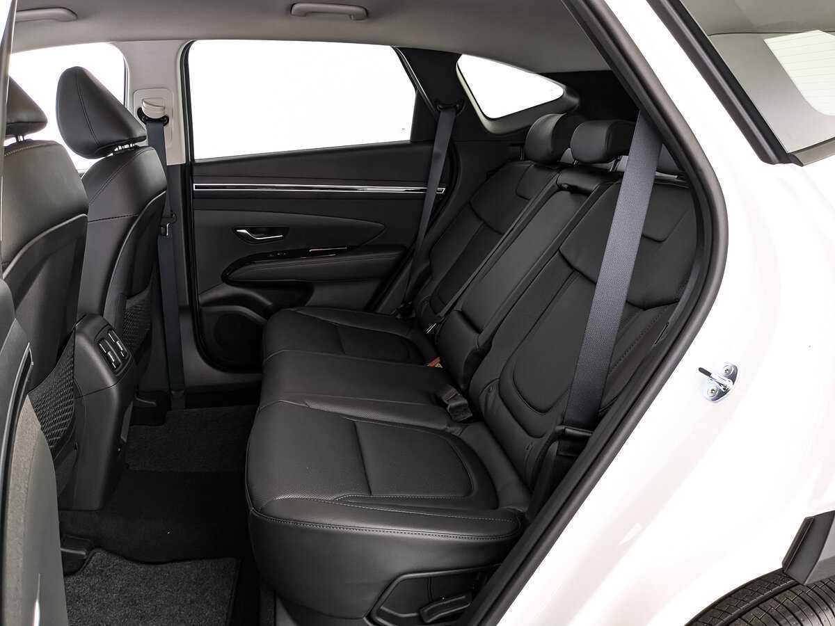 Купить Hyundai Tucson с пробегом. Фото: #13