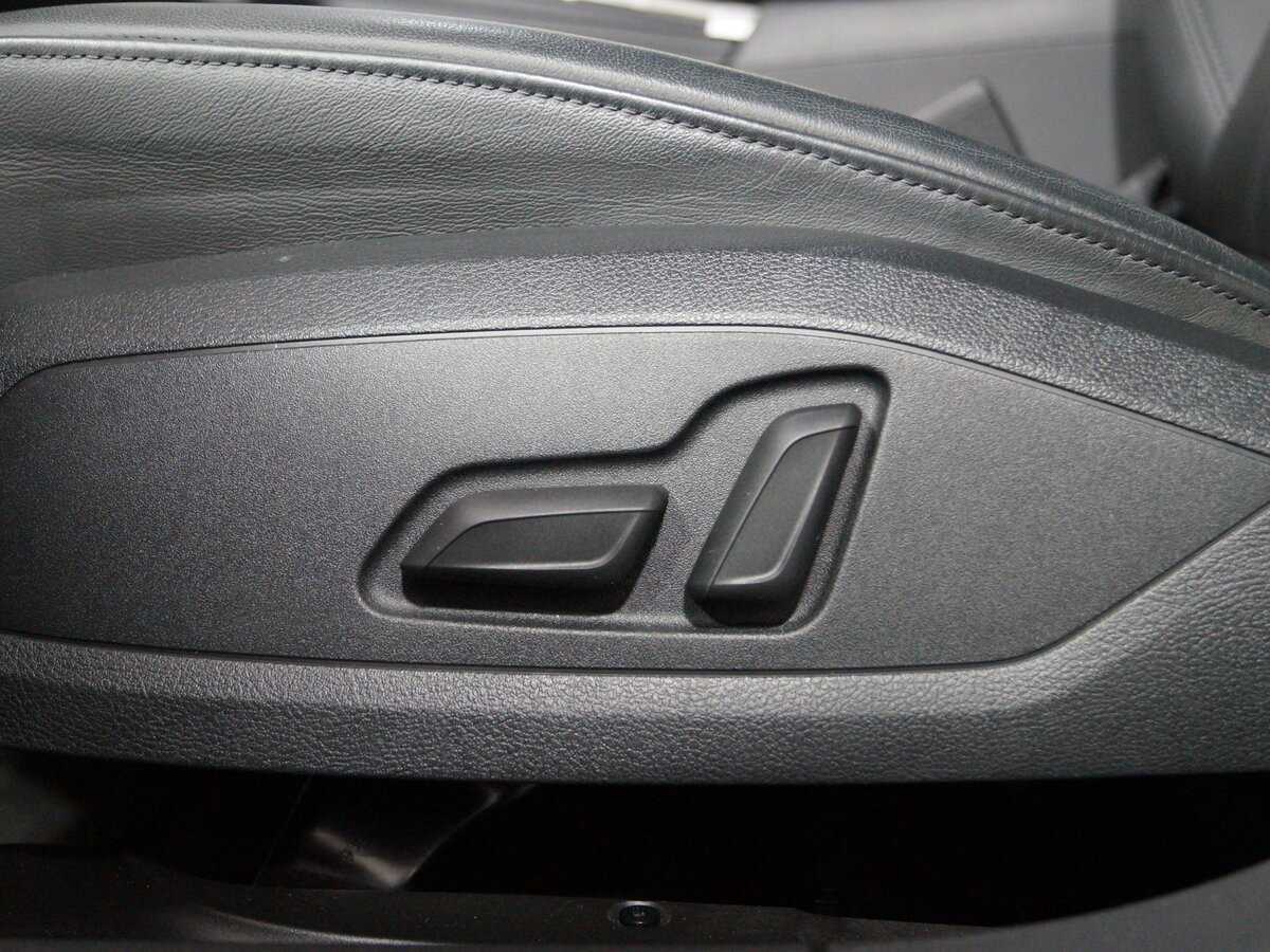 Купить Audi A4 с пробегом. Фото: #15