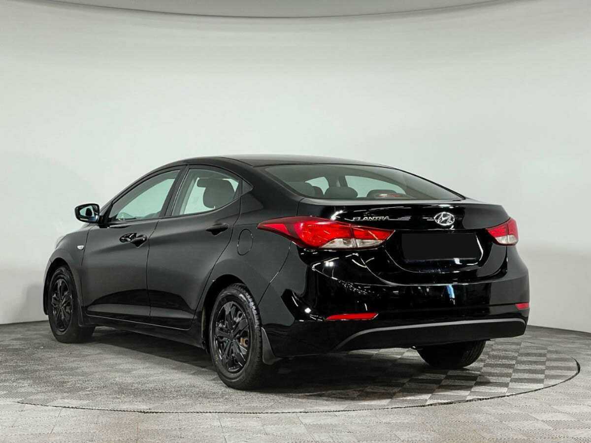 Купить Hyundai Elantra с пробегом. Фото: #6