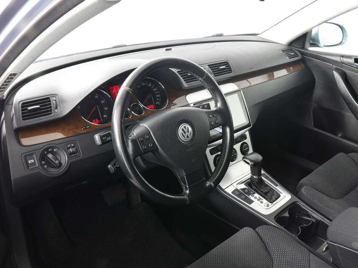 Купить Volkswagen Passat с пробегом. Фото: #6