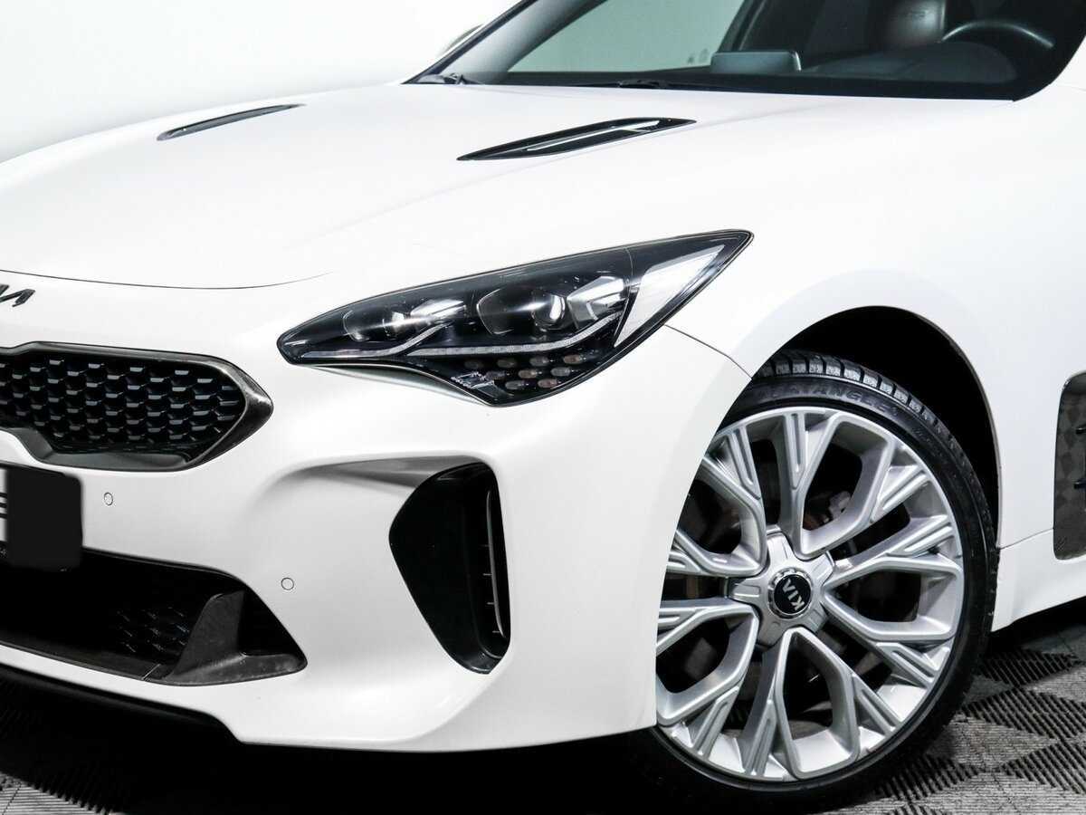 Купить Kia Stinger с пробегом. Фото: #15