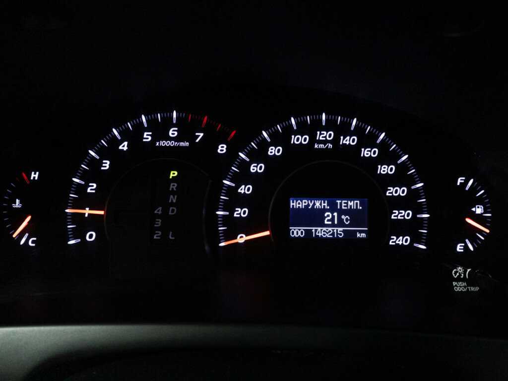 Купить Toyota Camry с пробегом. Фото: #11