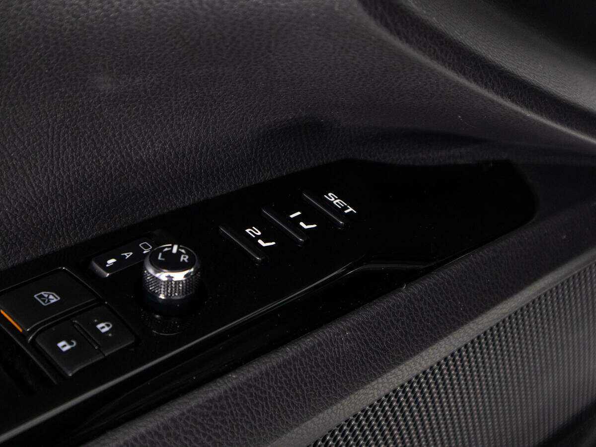 Купить Toyota Camry с пробегом. Фото: #14